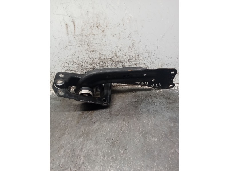 Recambio de brazo suspension inferior trasero derecho para volkswagen touran (5t1) 1.6 tdi referencia OEM IAM 5Q0505226  