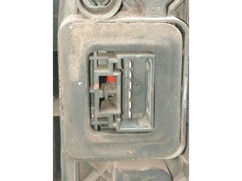 Recambio de piloto trasero izquierdo para peugeot bipper (aa_) 1.4 hdi referencia OEM IAM 01353206080  