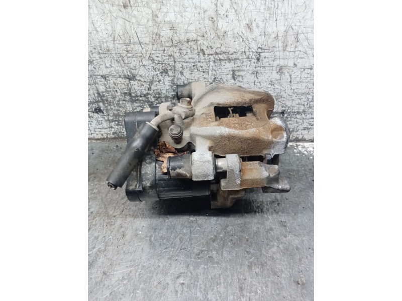 Recambio de pinza freno trasera derecha para volkswagen touran (5t1) 1.6 tdi referencia OEM IAM 5Q0615406  