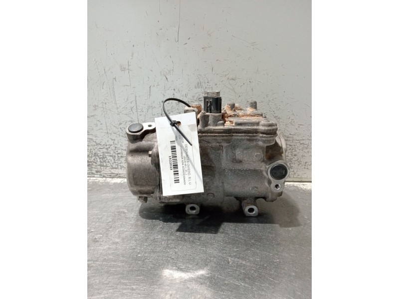 Recambio de compresor aire acondicionado para lexus nx (_z1_) 300h awd (ayz15) referencia OEM IAM 0422000533  
