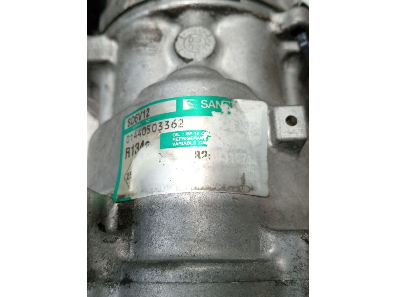 Recambio de compresor aire acondicionado para renault clio ii (bb_, cb_) 1.5 dci (b/cb08) referencia OEM IAM 8200315744  