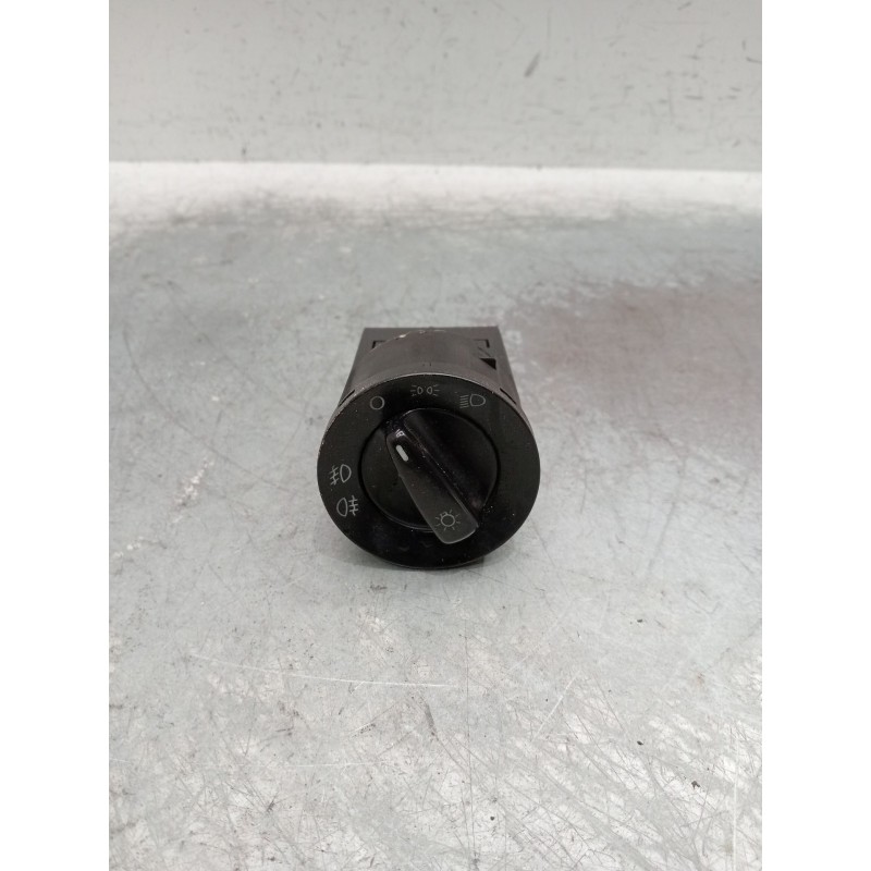 Recambio de mando luces para volkswagen golf iv variant (1j5) 1.9 tdi 4motion referencia OEM IAM 1C0941531A  