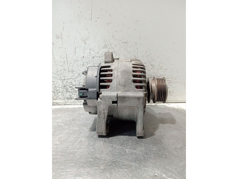 Recambio de alternador para renault megane ii sedán (lm0/1_) 1.5 dci (lm02, lm13, lm2a) referencia OEM IAM 8200100907 2542664D 
