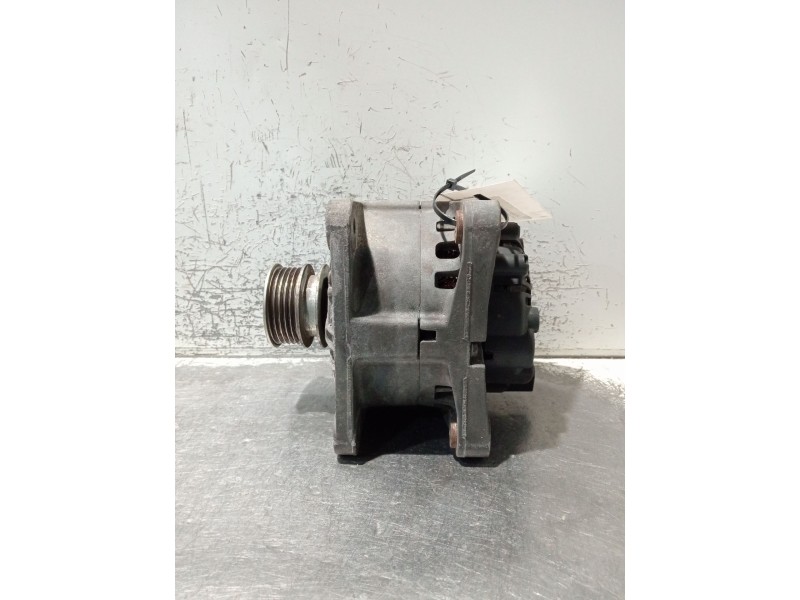 Recambio de alternador para renault megane ii sedán (lm0/1_) 1.5 dci (lm02, lm13, lm2a) referencia OEM IAM 8200100907 2542664D 