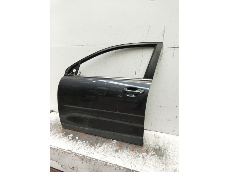 Recambio de puerta delantera izquierda para kia stonic (yb) 1.0 t-gdi referencia OEM IAM  5P 