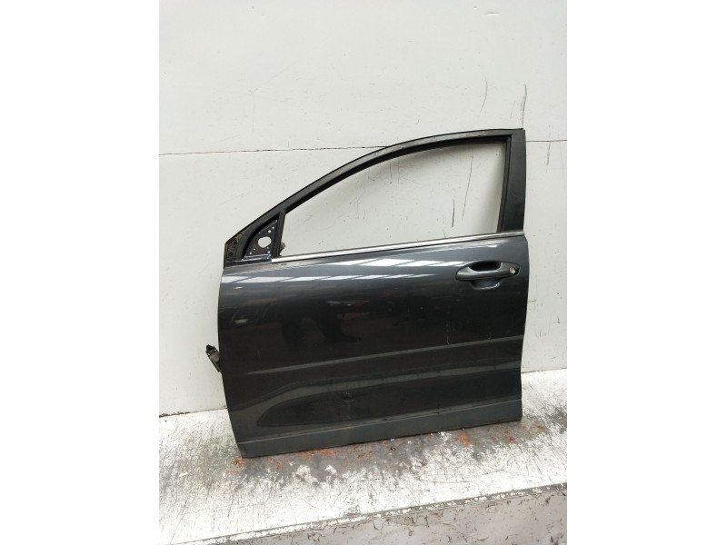 Recambio de puerta delantera izquierda para kia stonic (yb) 1.0 t-gdi referencia OEM IAM  5P 
