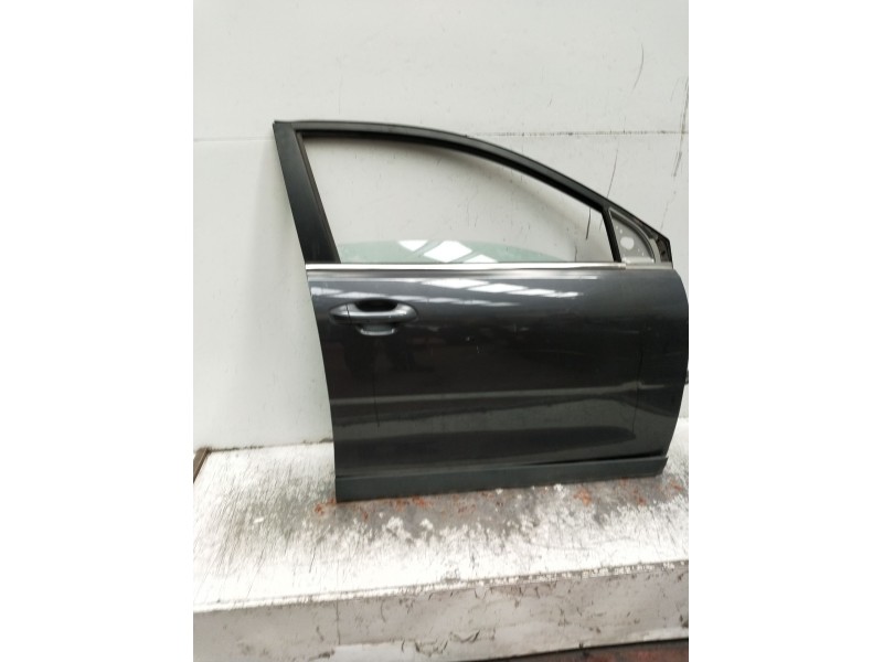 Recambio de puerta delantera derecha para kia stonic (yb) 1.0 t-gdi referencia OEM IAM  5P 