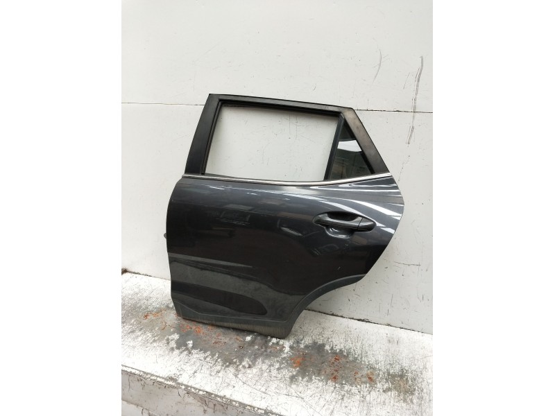 Recambio de puerta trasera izquierda para kia stonic (yb) 1.0 t-gdi referencia OEM IAM  5P 