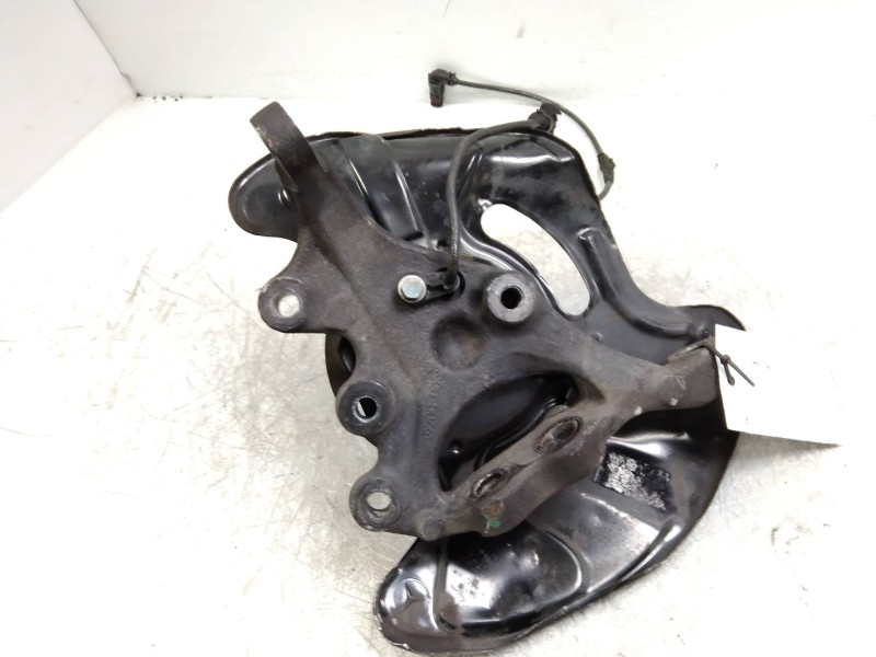 Recambio de mangueta delantera izquierda para mercedes clase c (w203) berlina 320 (203.064) referencia OEM IAM   