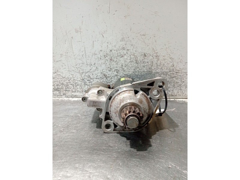 Recambio de motor arranque para volkswagen touran (5t1) 1.6 tdi referencia OEM IAM 332102  