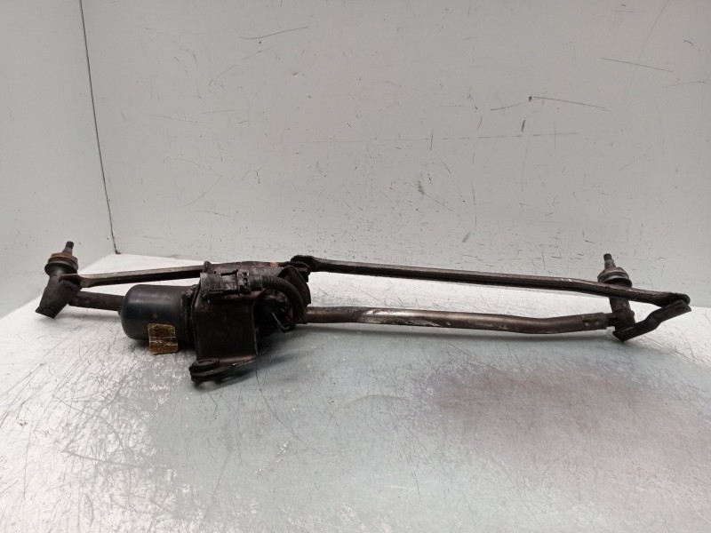 Recambio de motor limpia delantero para iveco daily v furgoneta 29s13, 29l13, 35c13, 35s13, 40c13, 40s13 referencia OEM IAM   