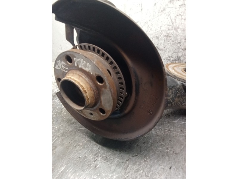 Recambio de mangueta trasera derecha para volkswagen golf iv variant (1j5) 1.9 tdi 4motion referencia OEM IAM 1J0505228F  