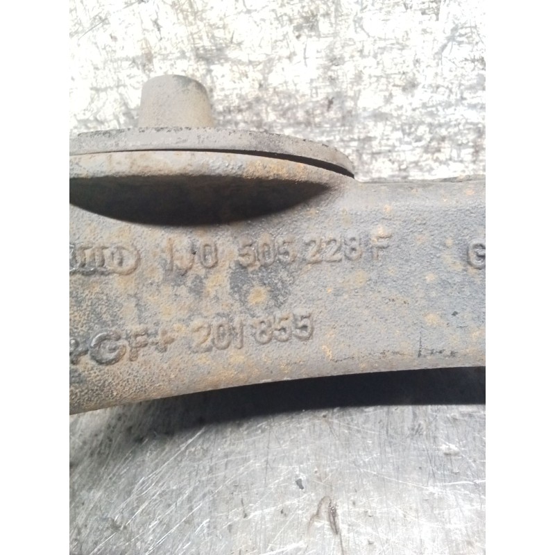 Recambio de mangueta trasera derecha para volkswagen golf iv variant (1j5) 1.9 tdi 4motion referencia OEM IAM 1J0505228F  