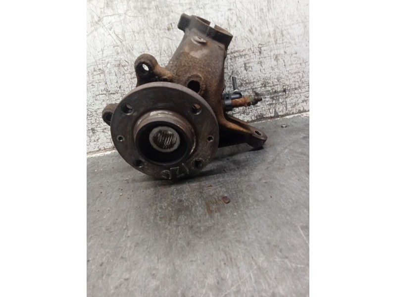 Recambio de mangueta delantera izquierda para peugeot 206 hatchback (2a/c) 2.0 hdi 90 referencia OEM IAM   