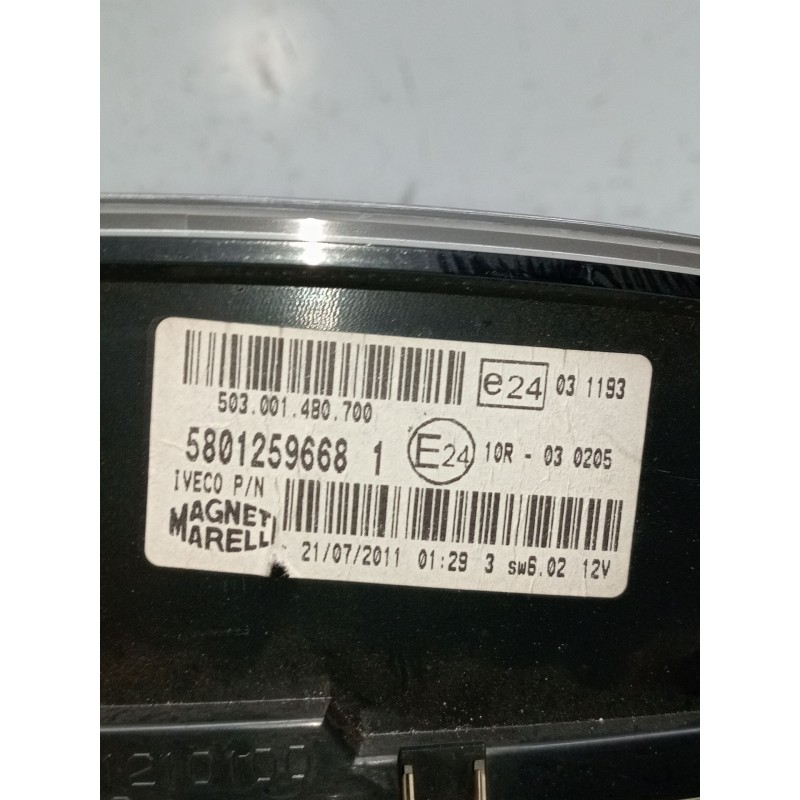 Recambio de cuadro instrumentos para iveco daily v furgoneta 29s13, 29l13, 35c13, 35s13, 40c13, 40s13 referencia OEM IAM 5801259