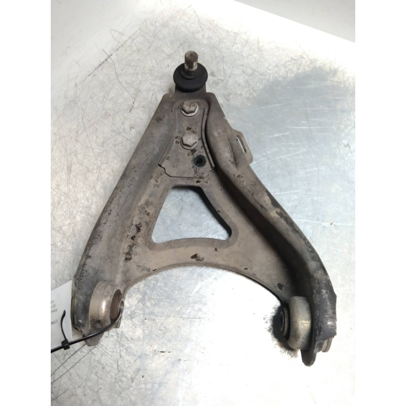 Recambio de brazo suspension inferior delantero derecho para renault 19 (b/c/l53) 1.9 d referencia OEM IAM   