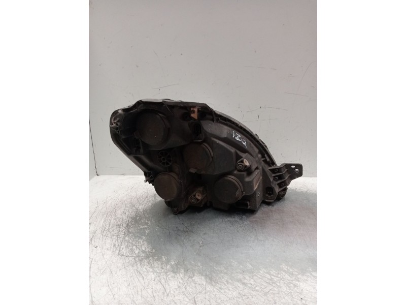 Recambio de faro izquierdo para iveco daily v furgoneta 29s13, 29l13, 35c13, 35s13, 40c13, 40s13 referencia OEM IAM 69500013  