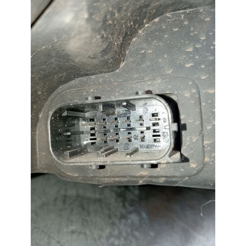 Recambio de faro izquierdo para iveco daily v furgoneta 29s13, 29l13, 35c13, 35s13, 40c13, 40s13 referencia OEM IAM 69500013  