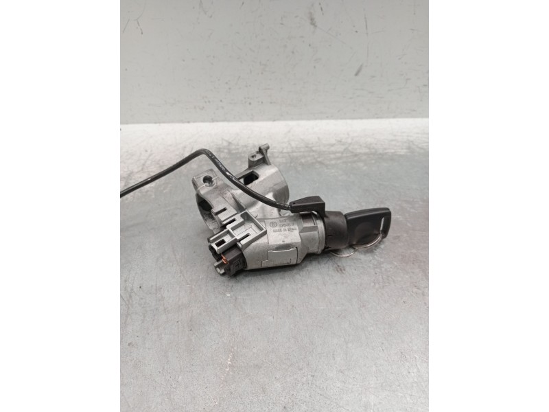 Recambio de conmutador de arranque para volkswagen polo (6n2) 1.4 referencia OEM IAM 357905851F  