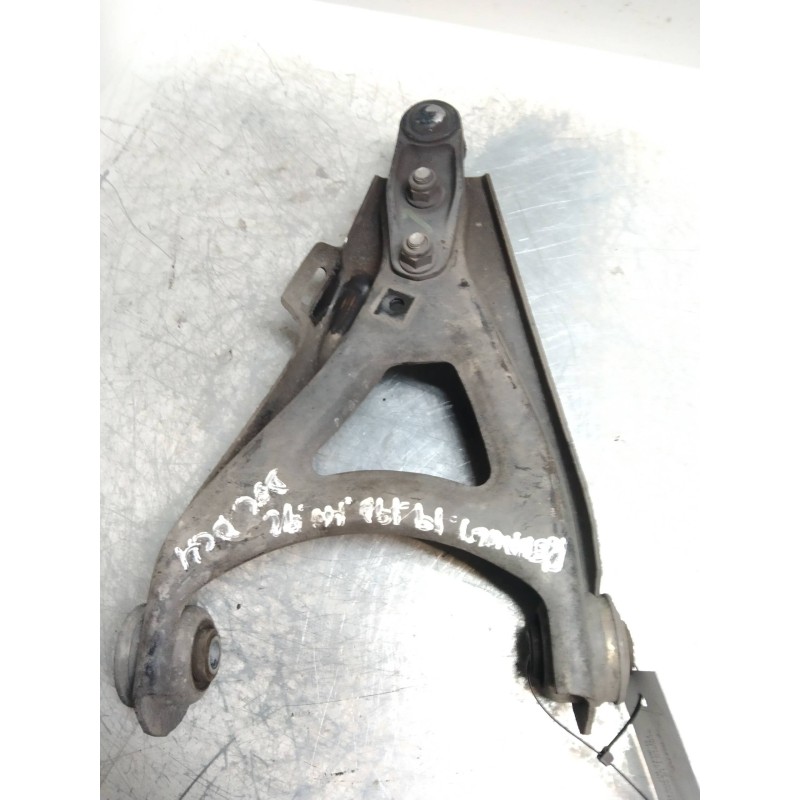 Recambio de brazo suspension inferior delantero derecho para renault 19 (b/c/l53) 1.9 d referencia OEM IAM   