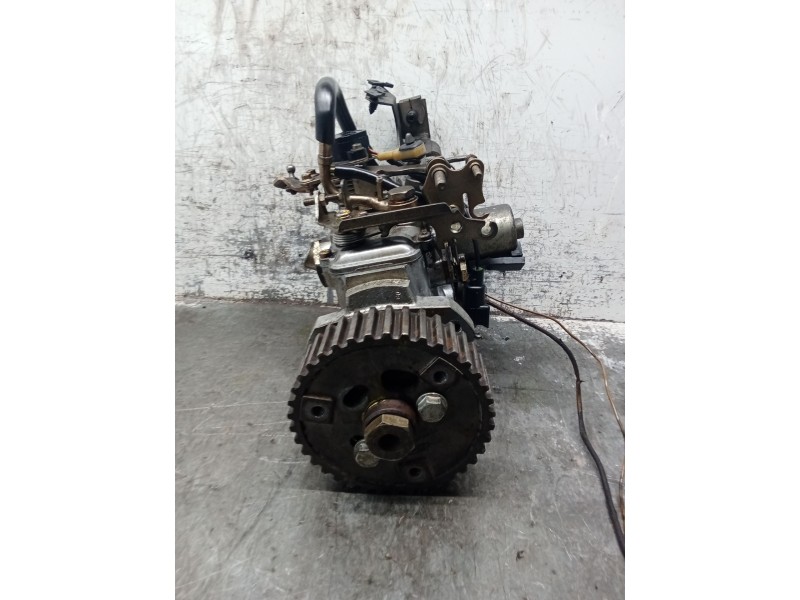 Recambio de bomba inyeccion para ford mondeo i (gbp) 1.8 td referencia OEM IAM 8443B995D  