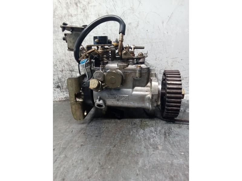 Recambio de bomba inyeccion para ford mondeo i (gbp) 1.8 td referencia OEM IAM 8443B995D  