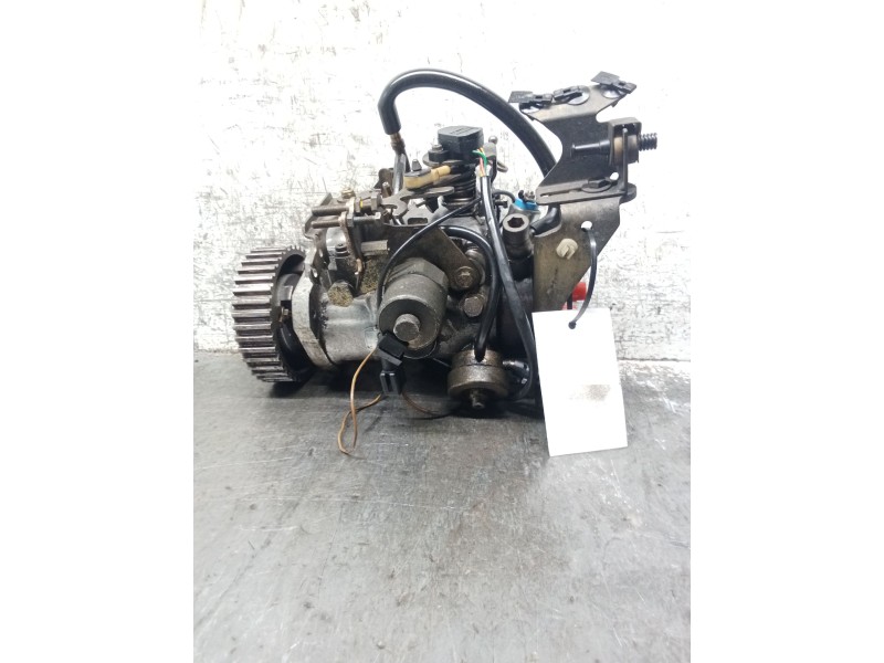 Recambio de bomba inyeccion para ford mondeo i (gbp) 1.8 td referencia OEM IAM 8443B995D  