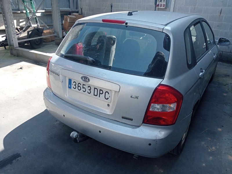 kia cerato i hatchback (ld) del año 2005