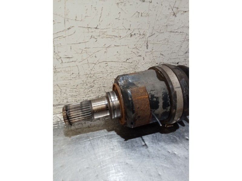 Recambio de transmision trasera derecha para kia sportage ii (je_, km_) 2.0 crdi referencia OEM IAM   