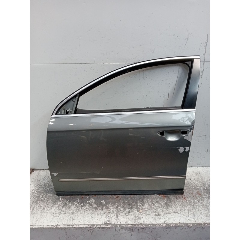Recambio de puerta delantera izquierda para volkswagen passat b6 (3c2) 2.0 tdi 16v referencia OEM IAM  4P 