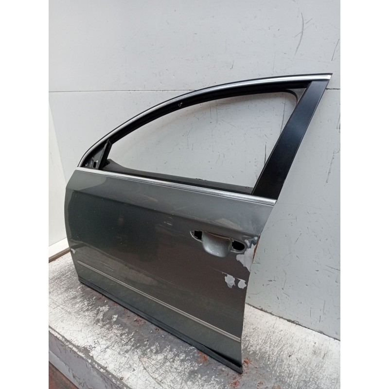 Recambio de puerta delantera izquierda para volkswagen passat b6 (3c2) 2.0 tdi 16v referencia OEM IAM  4P 
