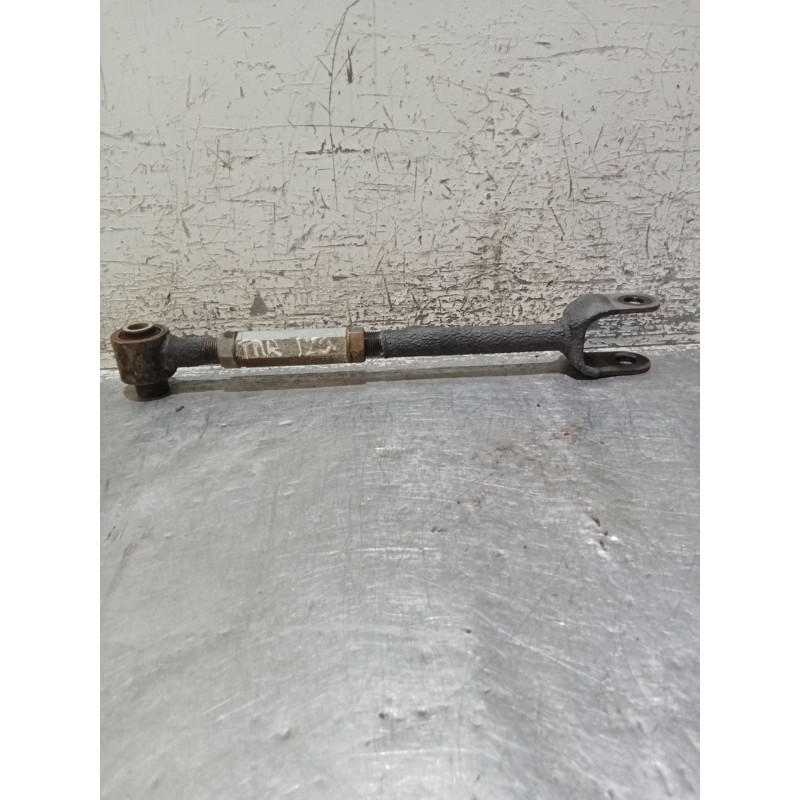 Recambio de tirante trasero izquierdo para kia sportage ii (je_, km_) 2.0 crdi referencia OEM IAM   