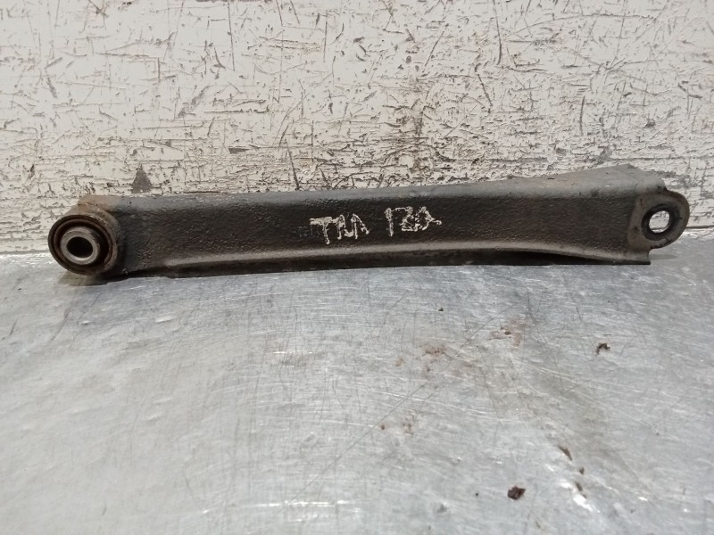 Recambio de brazo suspension inferior trasero izquierdo para kia sportage ii (je_, km_) 2.0 crdi referencia OEM IAM   