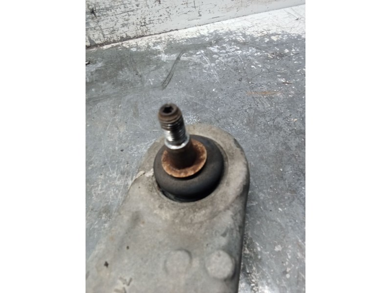 Recambio de brazo suspension inferior delantero izquierdo para bmw 3 (e46) 320 d referencia OEM IAM   