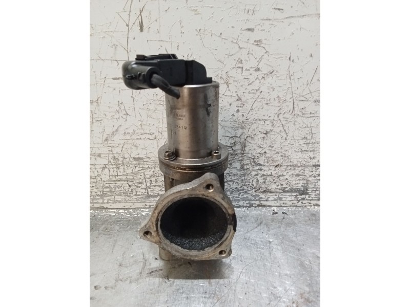 Recambio de valvula egr para kia sportage ii (je_, km_) 2.0 crdi referencia OEM IAM 2841027410  