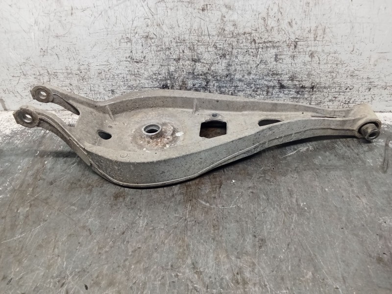 Recambio de brazo suspension inferior trasero izquierdo para bmw 3 (e46) 320 d referencia OEM IAM 10948890  