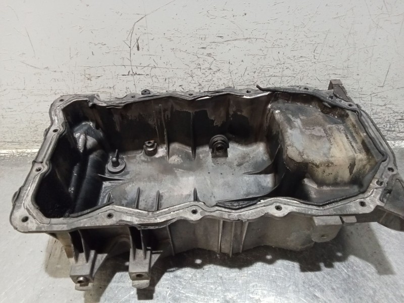 Recambio de carter para kia sportage ii (je_, km_) 2.0 crdi referencia OEM IAM   