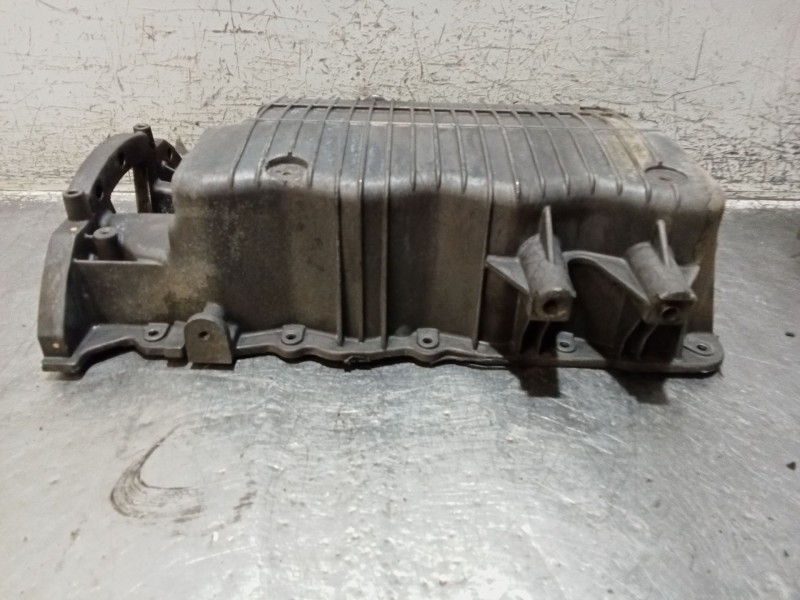 Recambio de carter para kia sportage ii (je_, km_) 2.0 crdi referencia OEM IAM   