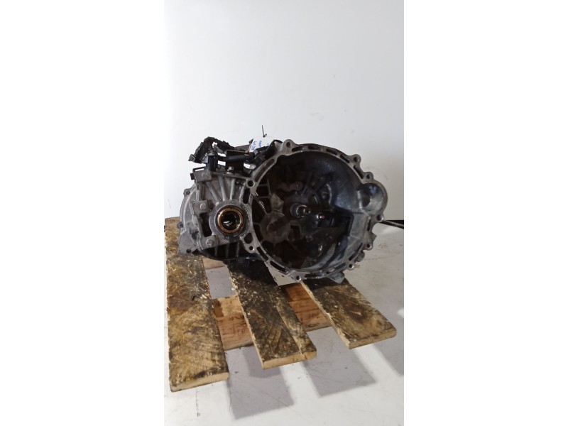 Recambio de caja cambios para kia cerato i hatchback (ld) 1.5 crdi referencia OEM IAM P51767 5V 513513