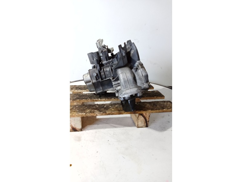 Recambio de caja cambios para opel vectra c gts (z02) 1.8 (f68) referencia OEM IAM F17C374 5v A08073