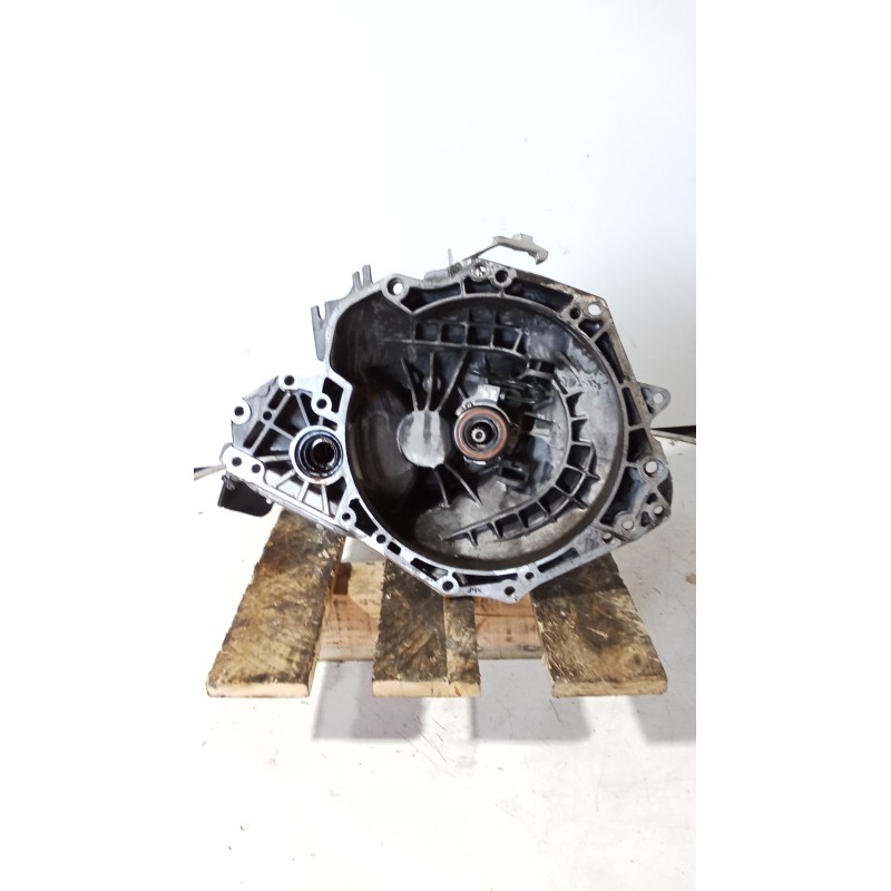 Recambio de caja cambios para opel vectra c gts (z02) 1.8 (f68) referencia OEM IAM F17C374 5v A08073