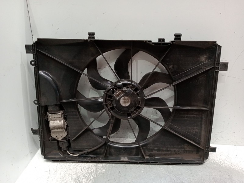 Recambio de electroventilador para mercedes-benz clase a (w176) a 180 cdi blueefficiency (176.012) referencia OEM IAM 3135103802