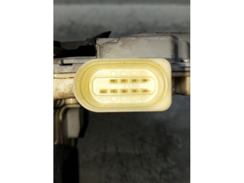 Recambio de motor cierre centralizado delantero izquierdo para volkswagen passat b6 (3c2) 2.0 tdi 16v referencia OEM IAM 3C18370