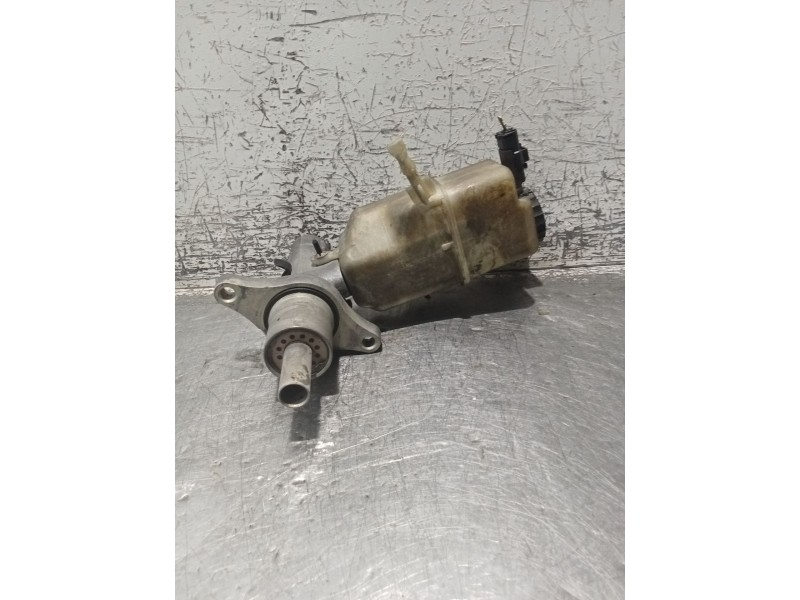 Recambio de bomba freno para peugeot 407 coupé (6c_) 2.7 hdi referencia OEM IAM   