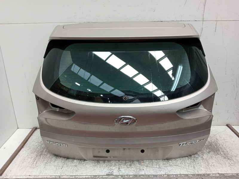 Recambio de porton trasero para hyundai tucson (tl, tle) 1.7 crdi referencia OEM IAM   
