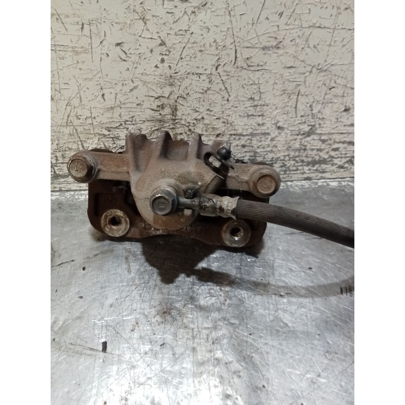 Recambio de pinza freno trasera derecha para kia sportage ii (je_, km_) 2.0 crdi referencia OEM IAM   