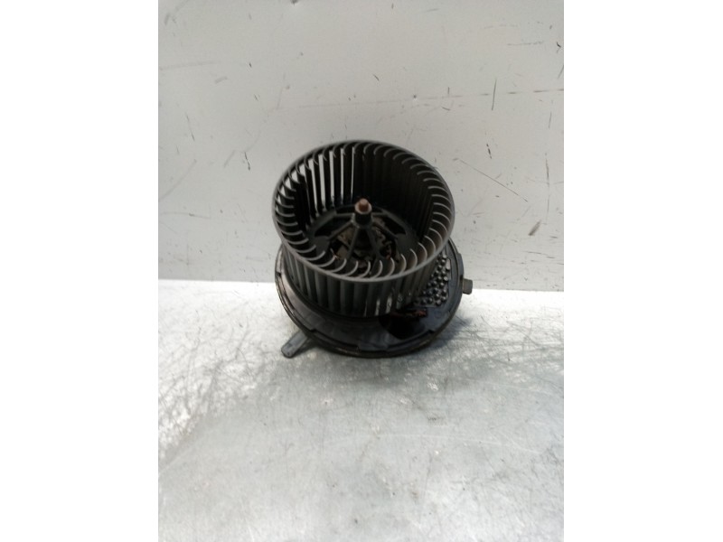 Recambio de motor calefaccion para volkswagen passat b6 (3c2) 2.0 tdi 16v referencia OEM IAM 3C0907521 F011500002 987651G 3C1820