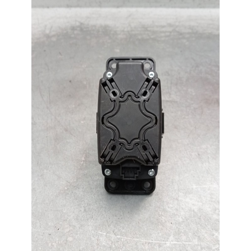 Recambio de mando multifuncion para mercedes-benz clase a (w176) a 180 cdi blueefficiency (176.012) referencia OEM IAM A24690013