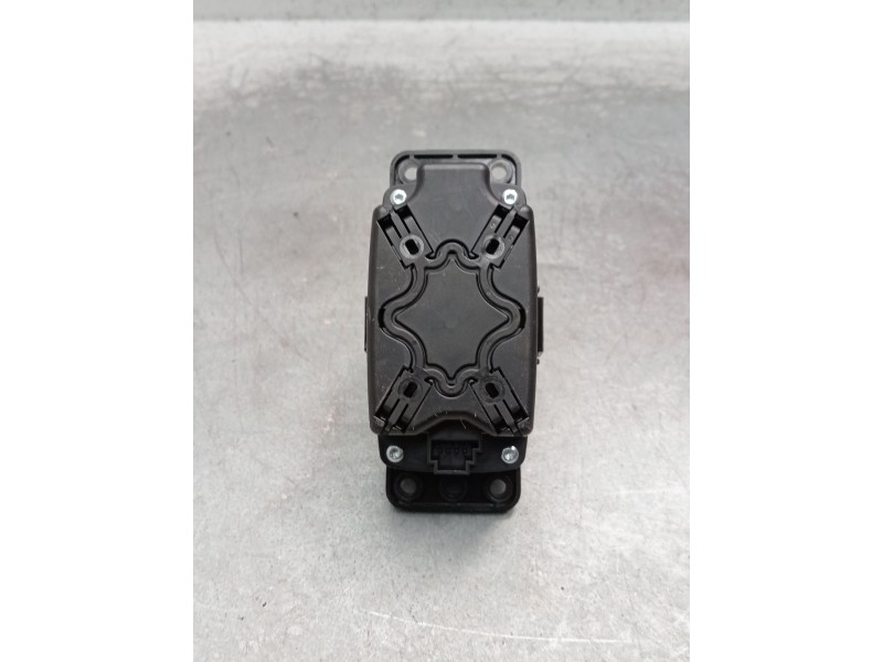 Recambio de mando multifuncion para mercedes-benz clase a (w176) a 180 cdi blueefficiency (176.012) referencia OEM IAM A24690013