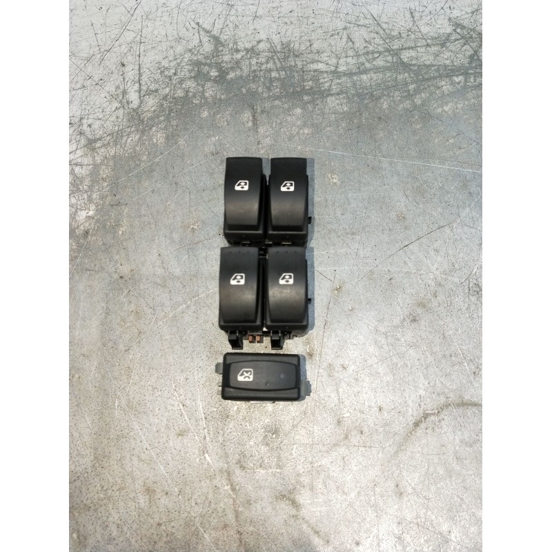 Recambio de mando elevalunas delantero izquierdo para renault scénic ii (jm0/1_) 1.9 dci (jm14) referencia OEM IAM 2808203 5P 01